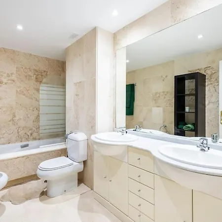 En Guadalmina Primera Linea De Campo De Golf Cartujanos 마르베야