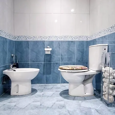 En Guadalmina Primera Linea De Campo De Golf Cartujanos Apartment