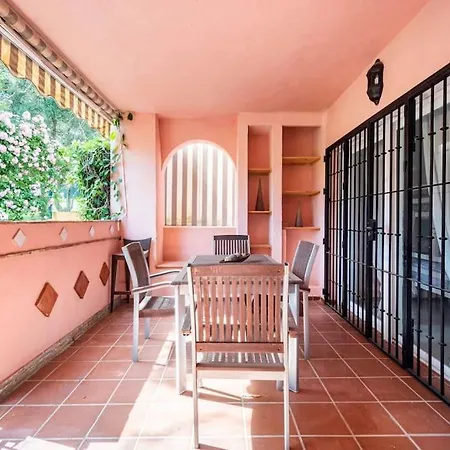 En Guadalmina Primera Linea De Campo De Golf Cartujanos *