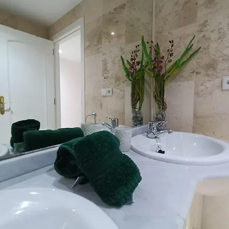 En Guadalmina Primera Linea De Campo De Golf Cartujanos Apartment Marbella