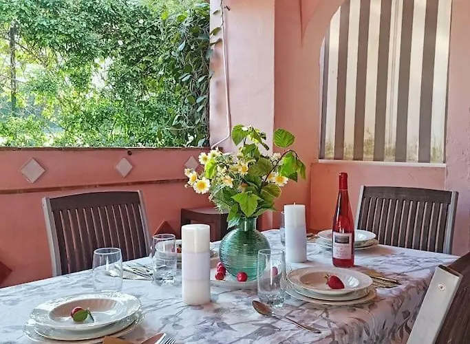 En Guadalmina Primera Linea De Campo De Golf Cartujanos Апартаменти Марбелья