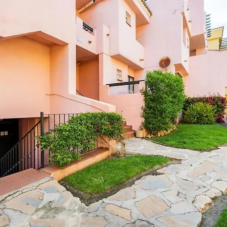 En Guadalmina Primera Linea De Campo De Golf Cartujanos Апартаменти